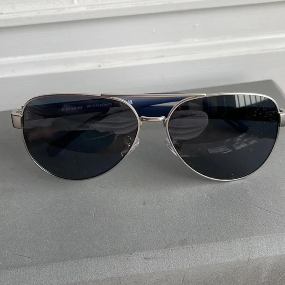 NWT Coach Aviator Sunglasses New w Tag & Case